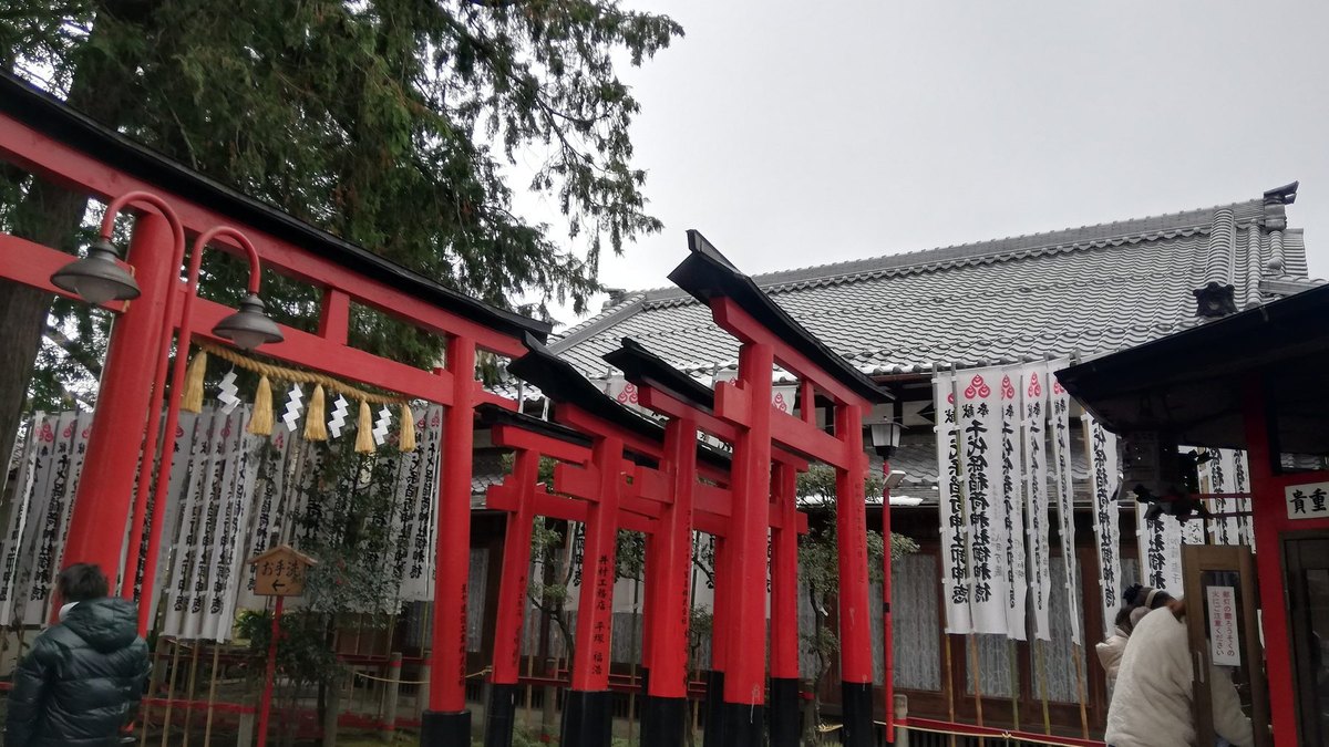 千代保稲荷神社の風景